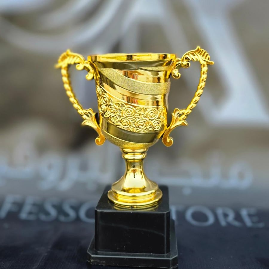 كاس تكريم ذهبي
