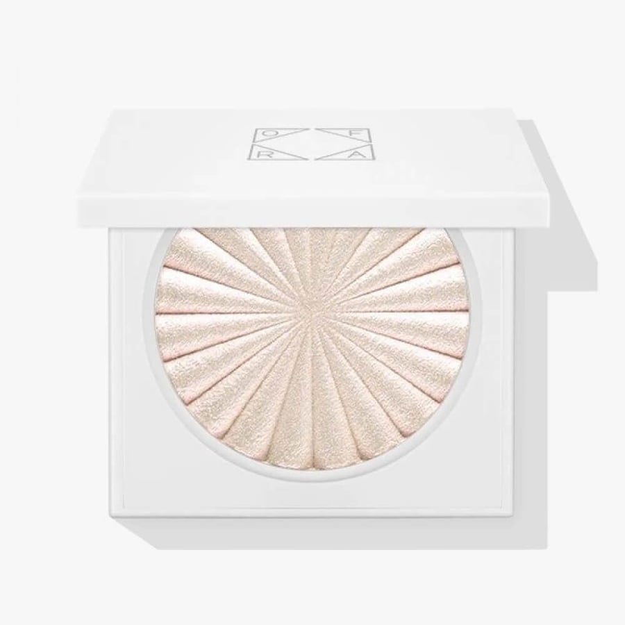 اضاءه اوفرا ofra cloud 9