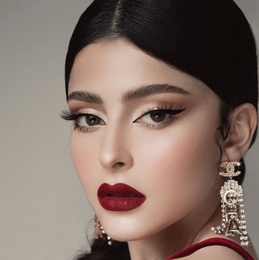 محدد العين السائل من نورة بو عوض BLACKLINER