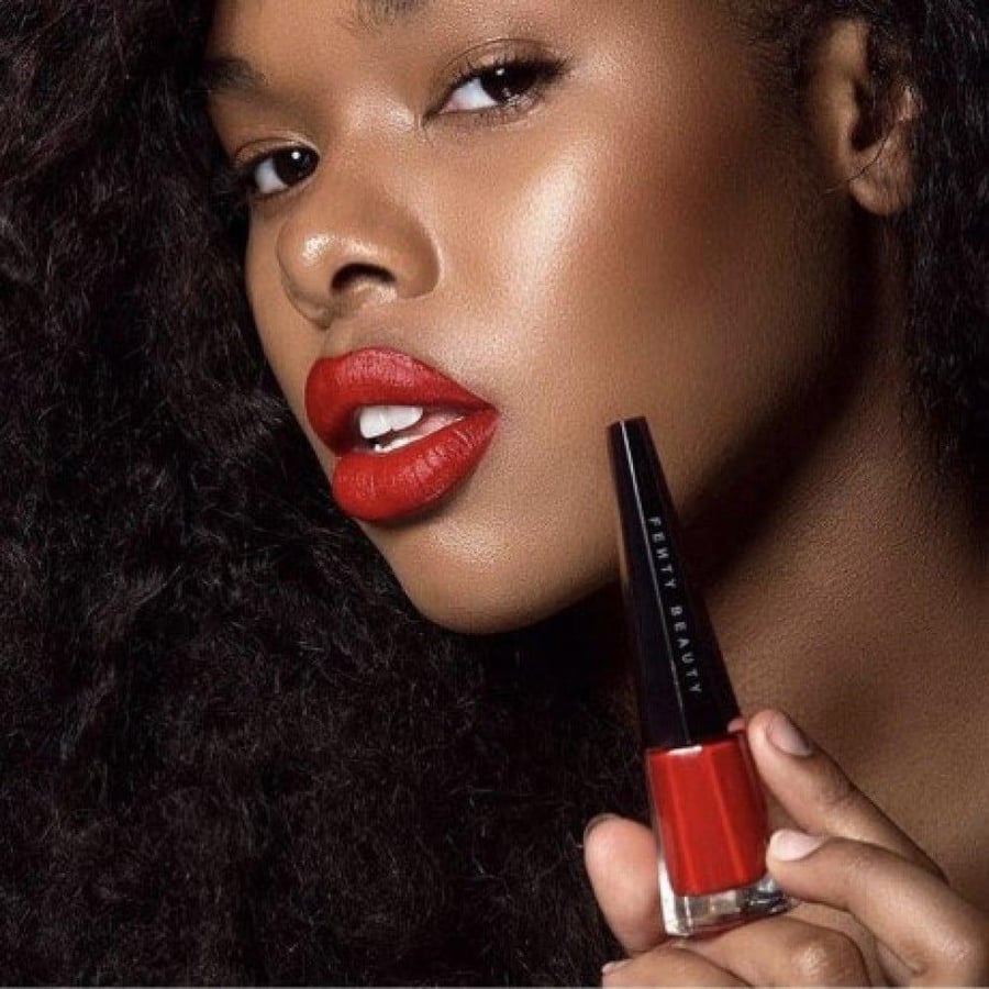 احمر شفاه سائل درجة ( انسينسورد) من فانتي بيوتي fenty beauty