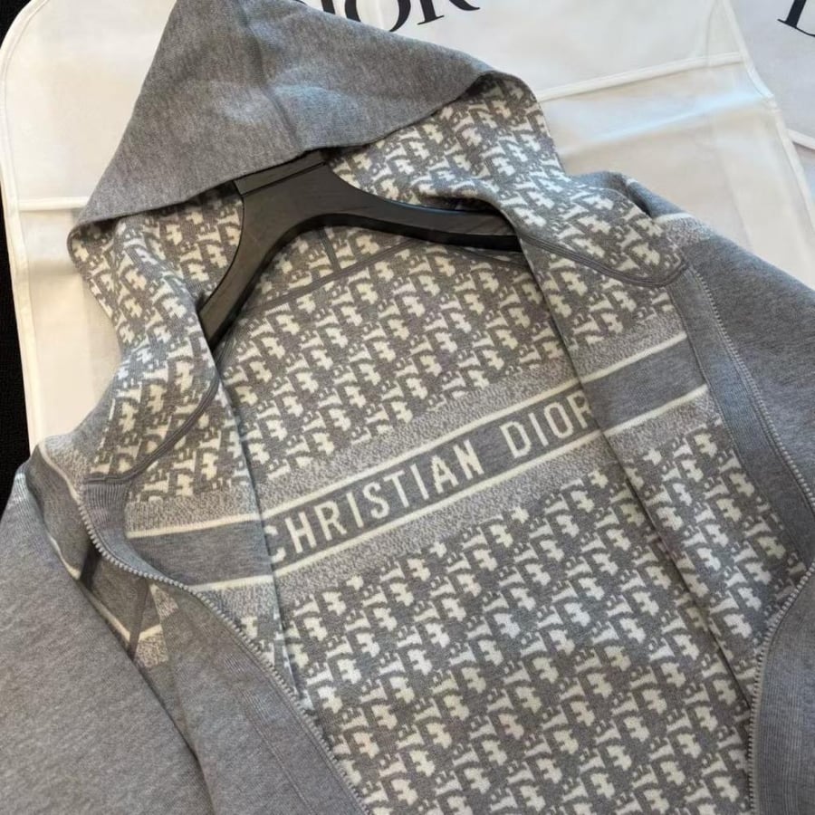 Double faced jacket