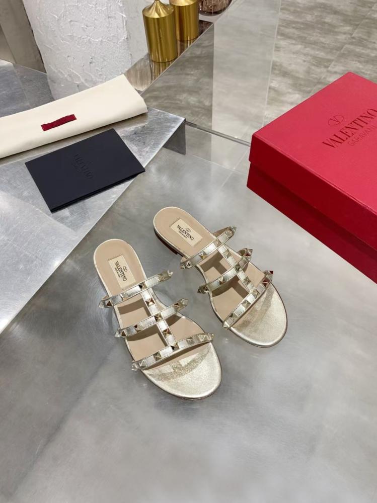 Sandal