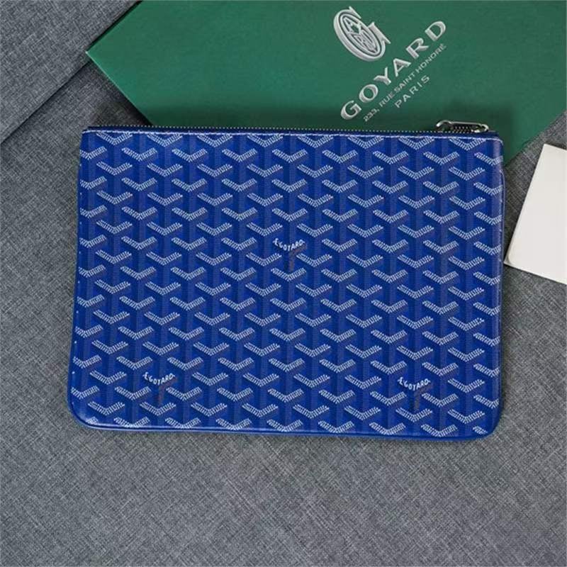 Goyard pouch