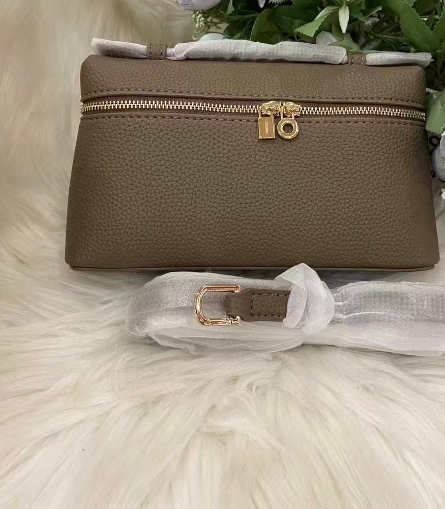 Loro piana extra pocket