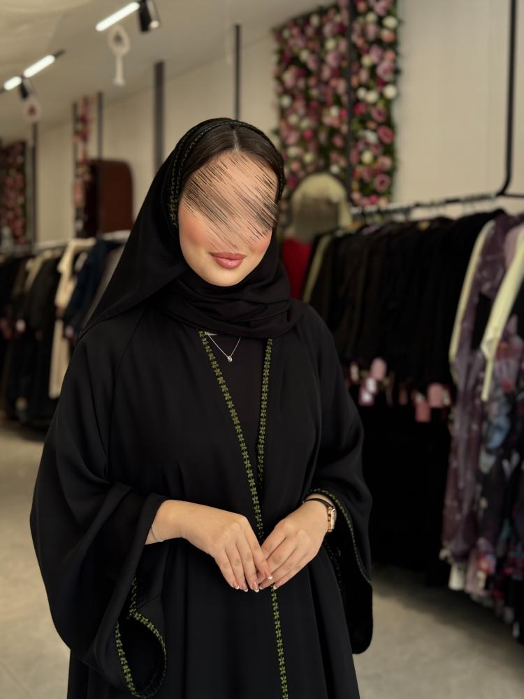 عباية D531- دبل كلوش بقماش انترنت بتطريز بالياقة والاكمام - زيتي