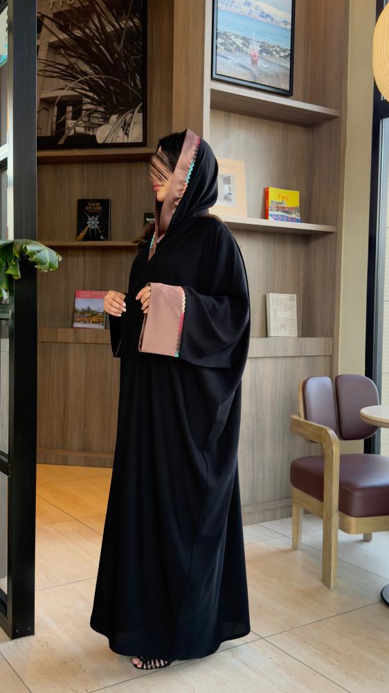 D70035 - عباية بقماش نواعم نص بشت - رملي