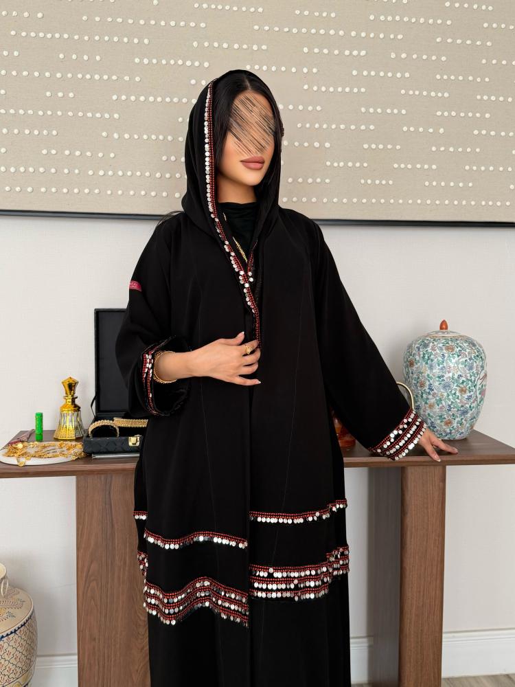 عباية D799 - (كولكشن التاسيس) بقماش ملكي تدخيلات تطريز وترتر تحديد برتقالي