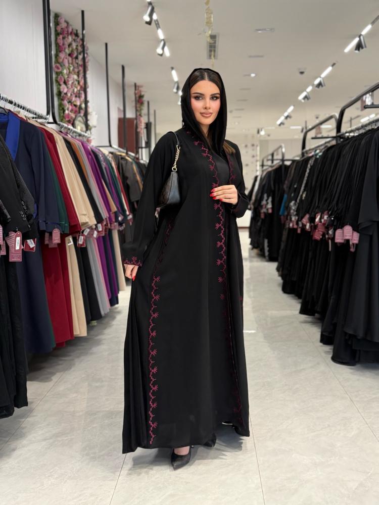عباية D890 - بقماش ملكي بتطريز انيق كسرات جوانب كلوش - عنابي