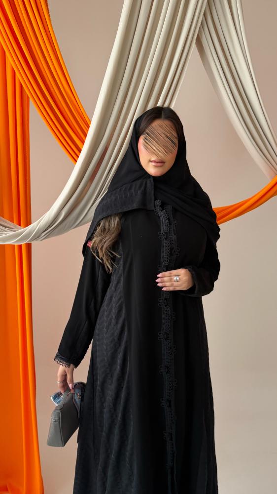 عباية D5125 - بقماش ملكي اسود مع قماش ميسوني اسود بالجوانب والاكمام - اسود