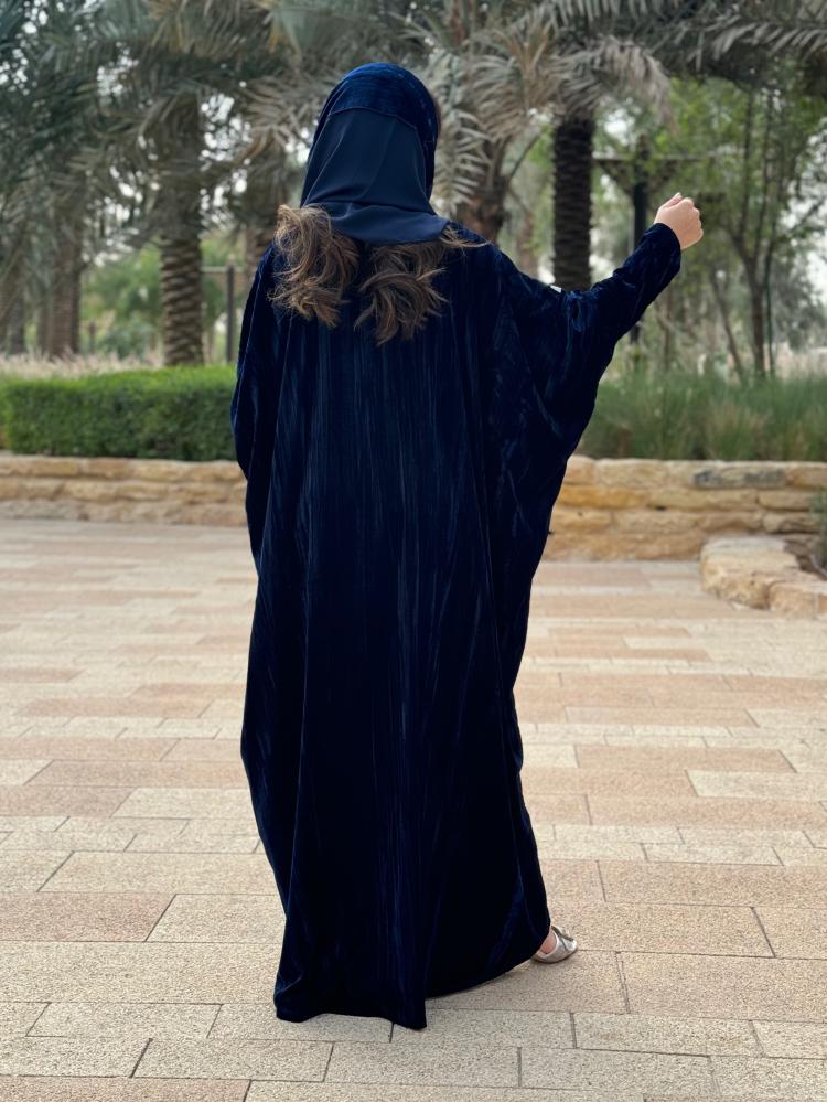 D172 -كحلي غامق