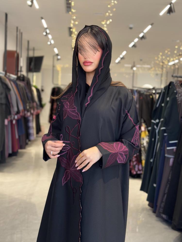 عباية عنابي من درا لها