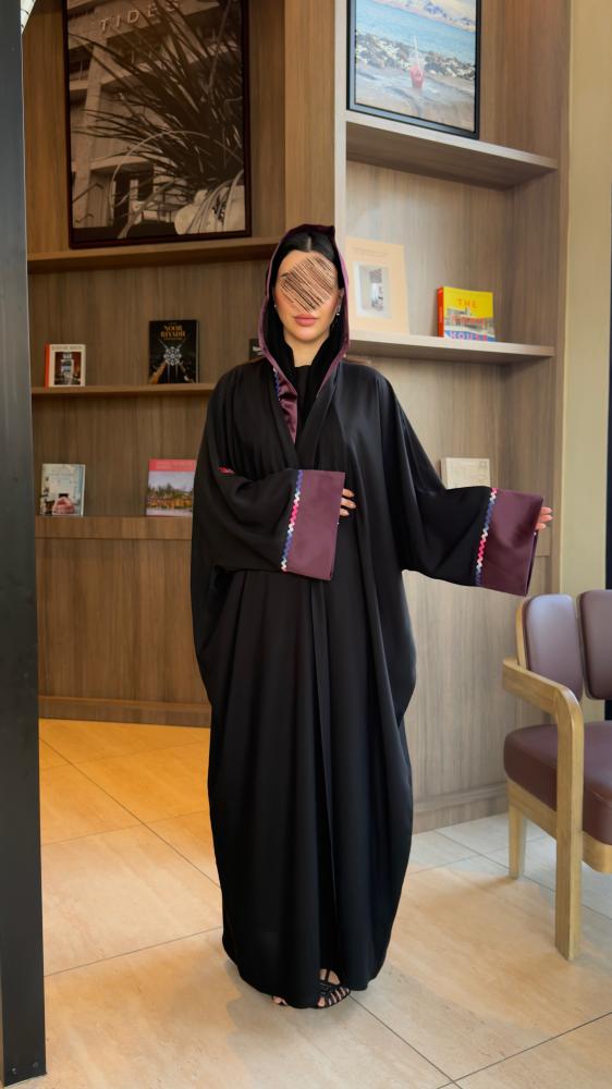 D70035 - عباية بقماش نواعم نص بشت -  برعندي