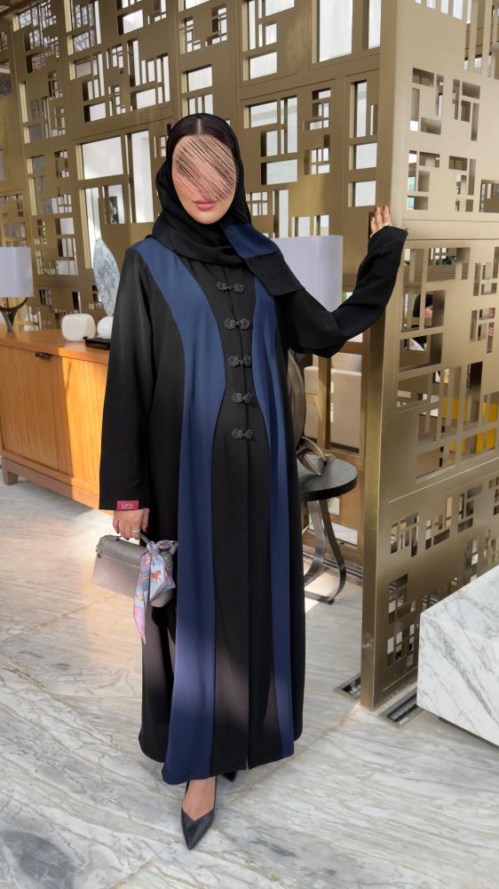 عباية D70054 - بقماش كريب كوبرا بتدخيلات مزين بازرة - كحلي