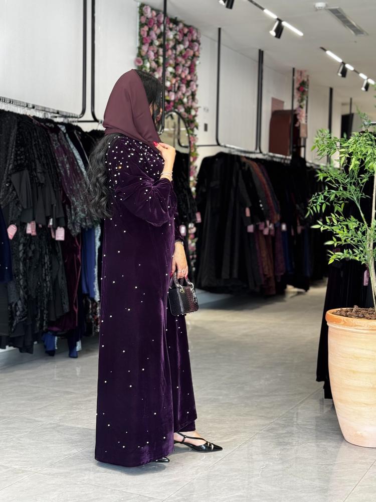 عباية D735 - بقماش مخمل مزين بلولو نصف كلوش - بنفسجي