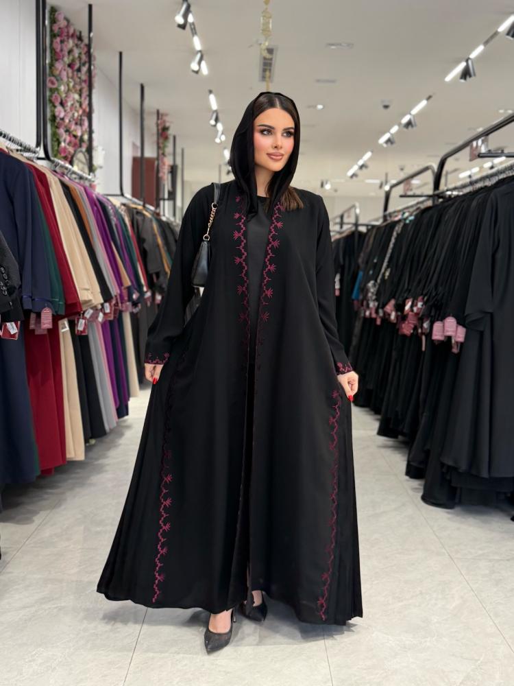 عباية D890 - بقماش ملكي بتطريز انيق كسرات جوانب كلوش - عنابي