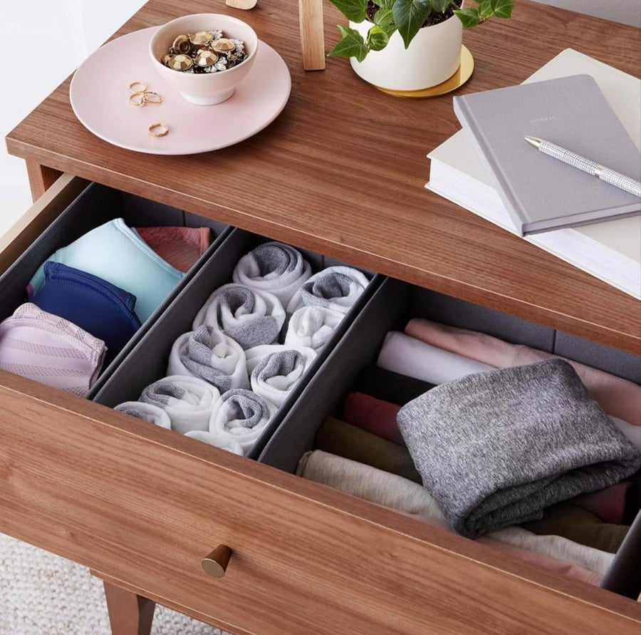 Set of fabric boxes for organizing storage in drawers and shelves, gray color, 6 pieces, and 3 practical and distinctive sizes