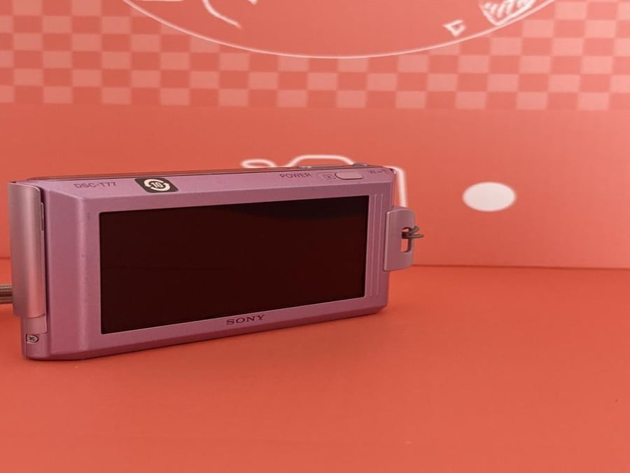 كاميرا رقميه SONY Cyber Shot DSC-T77