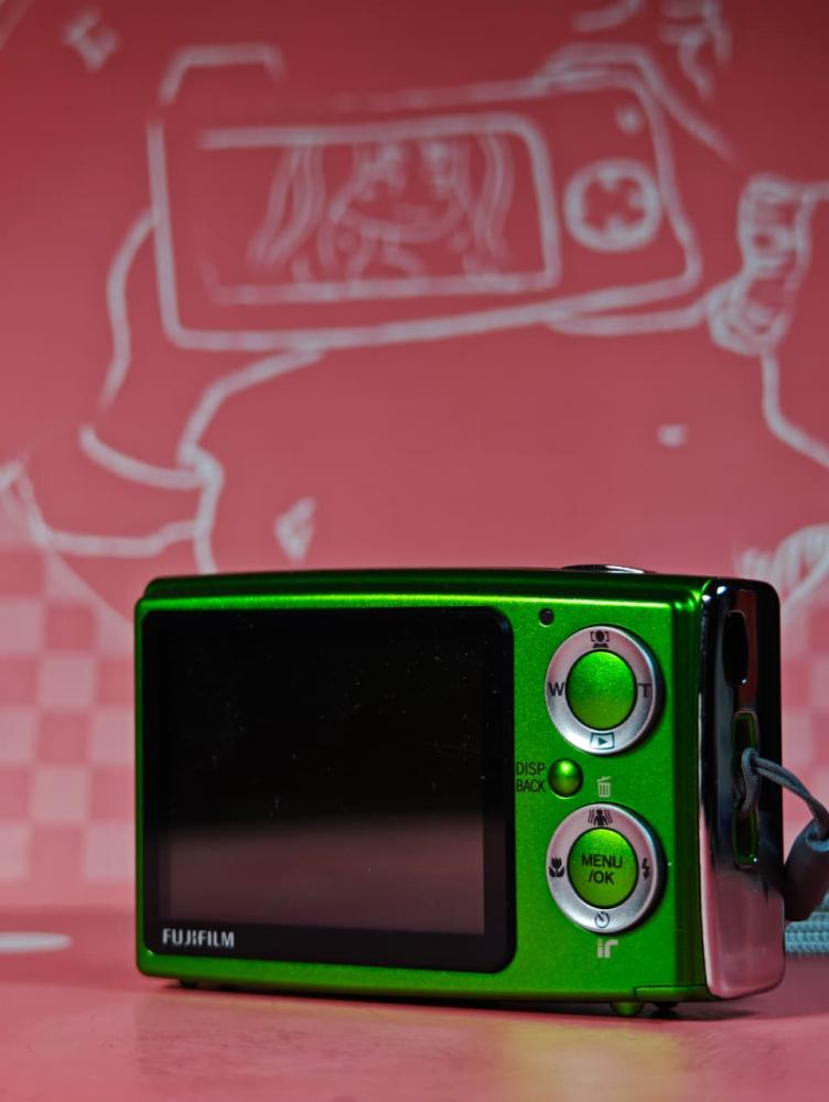 كاميرا ديجيتال فوجي FujiFilm FinePix z10 fd