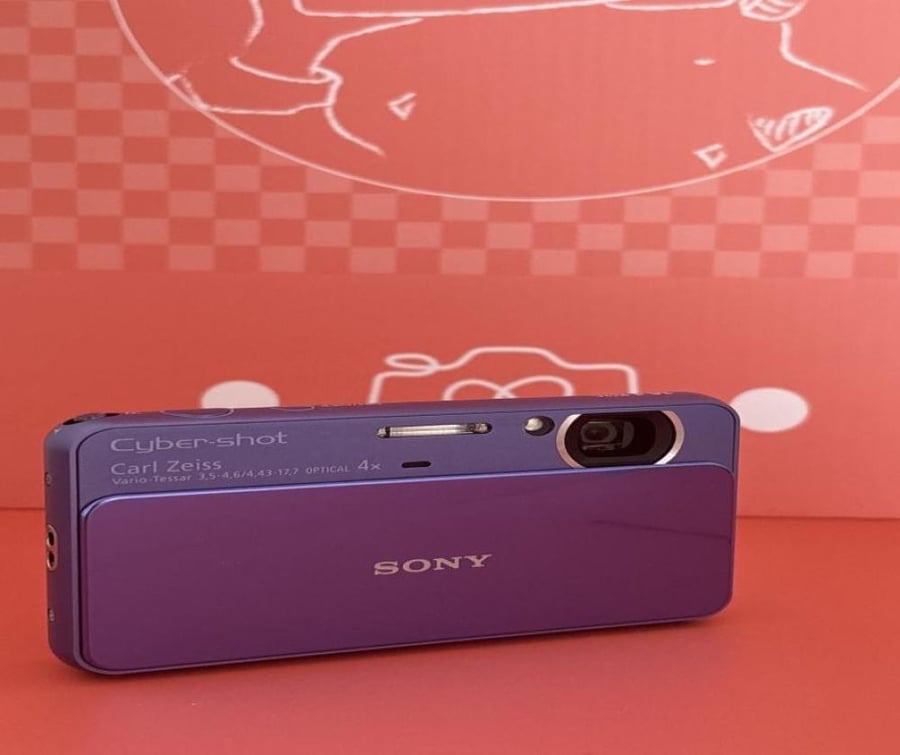 كاميرا رقميه Sony T110
