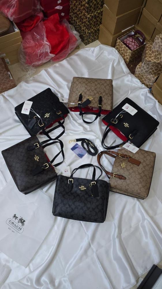 كوتشي مقاس 25