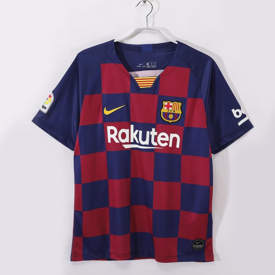 تيشيرت كلاسيك برشلونه