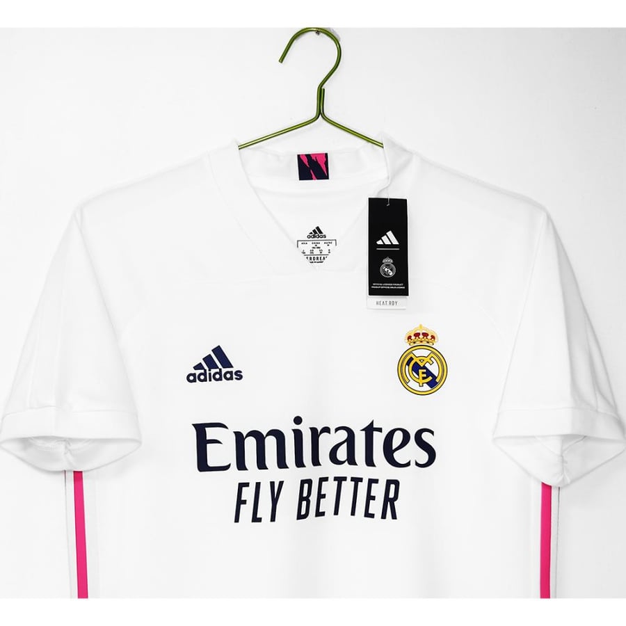 تيشيرت كلاسيك ريال مدريد