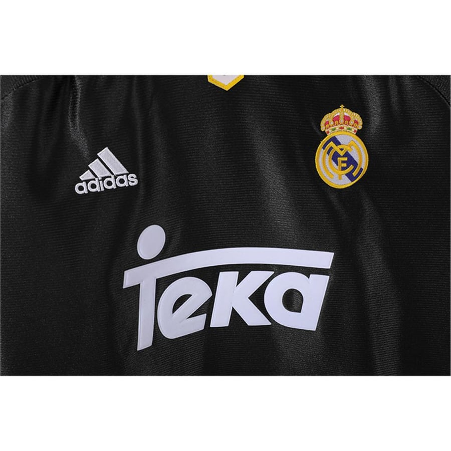 تيشيرت كلاسيك ريال مدريد