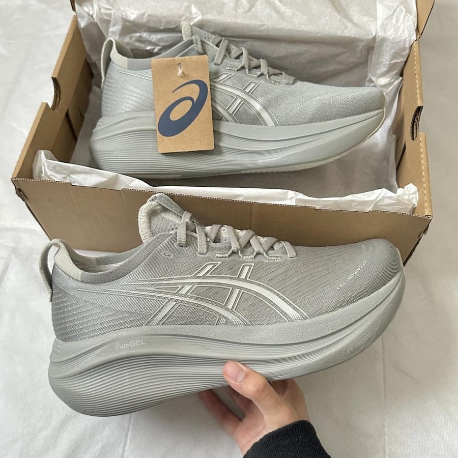 GEL-NIMBUS 27 Gray