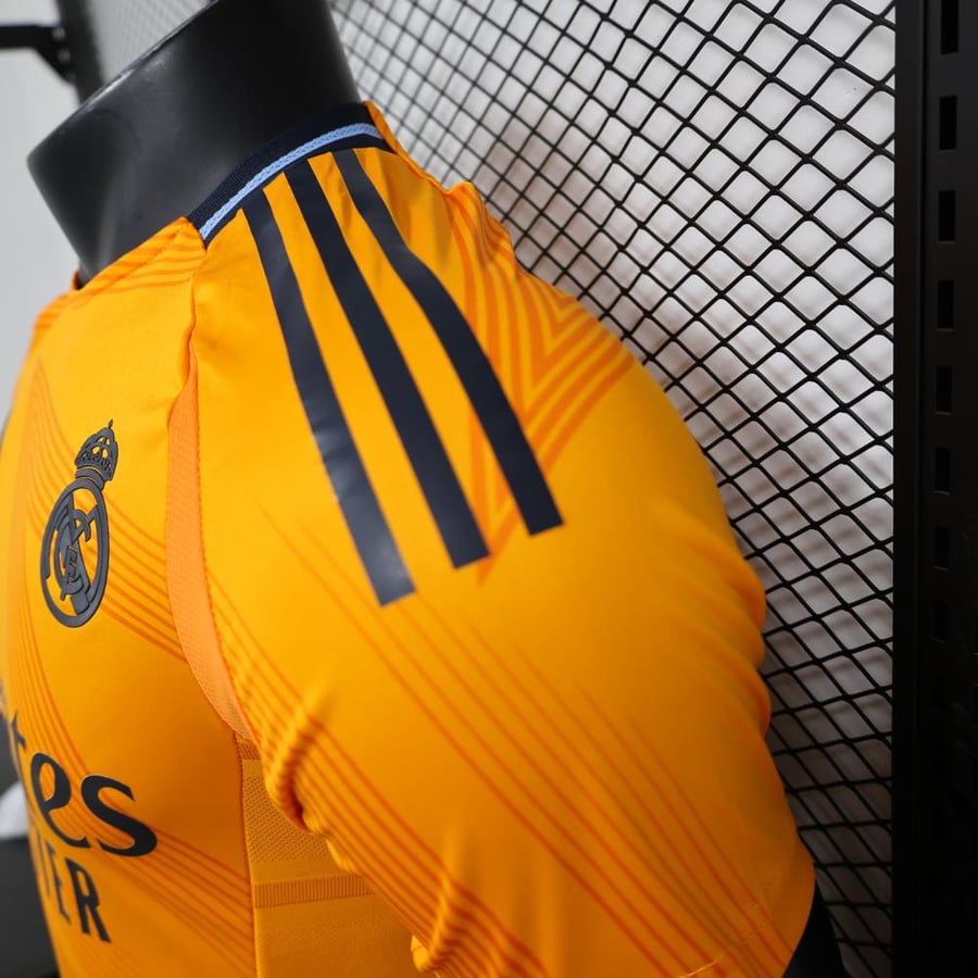 ريال مدريد الاحتياطي 24/25 ( فئة لاعبين )