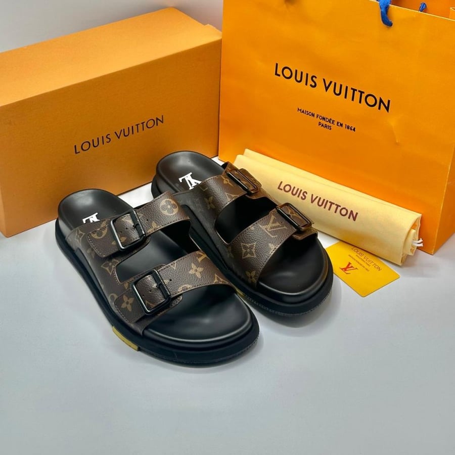 Louis vuitton slippers
