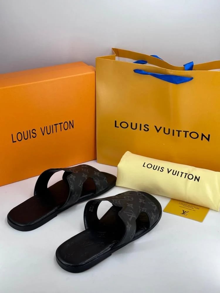 Louis vuitton slippers