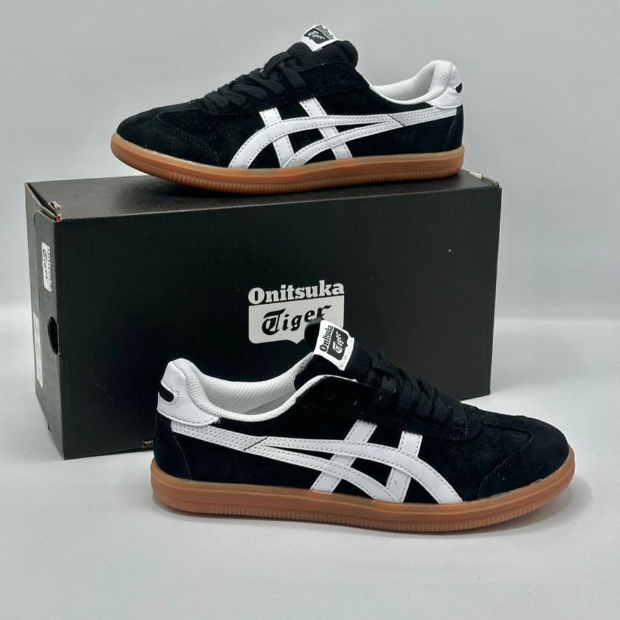 ONITSUKA TIGER