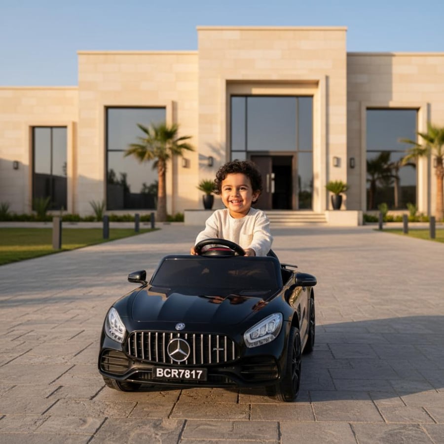 سيارة أطفال كهربائية مرسيدس اسود لسن ال 8 سنين بضمان سنة