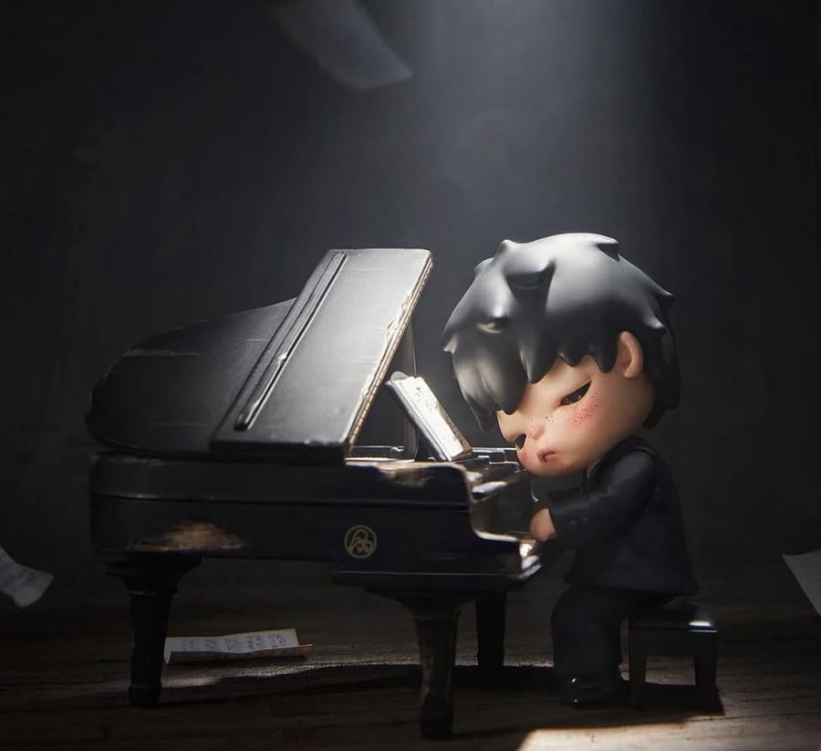Hirono The Pianist