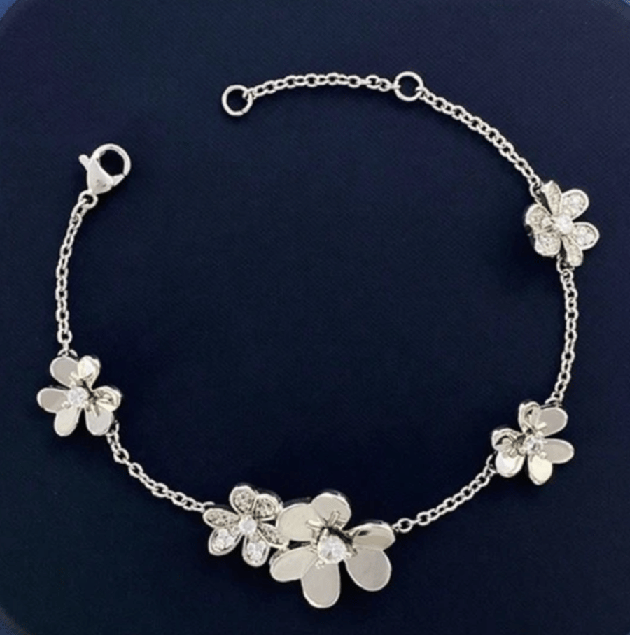 اسوارة van cleef