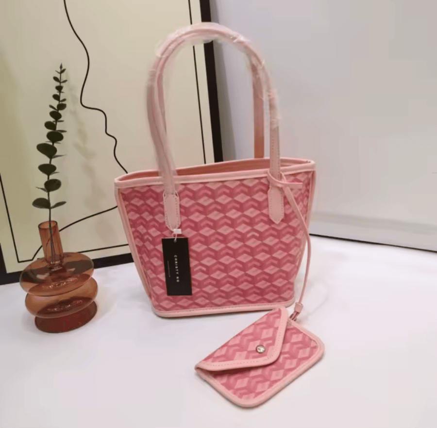 شنطة christy ng حجم صغير متوفره بعدة اللوان