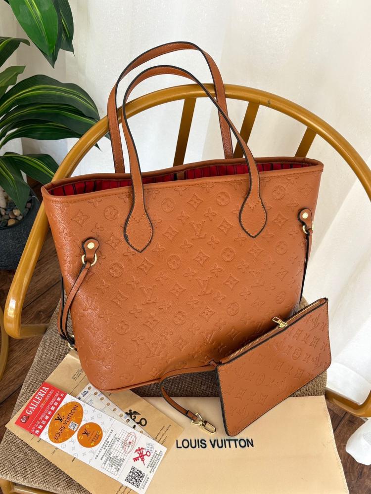 شنط لويس فيتون - LOUIS VUITTON LV3