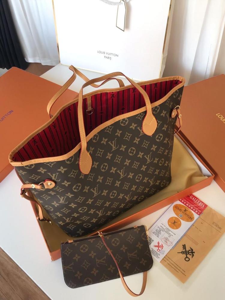 شنط لويس فيتون - LOUIS VUITTON LV3