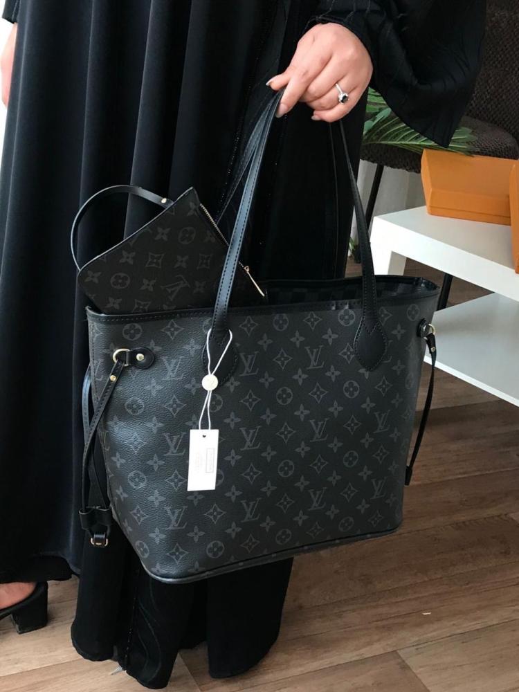شنط لويس فيتون - LOUIS VUITTON LV3