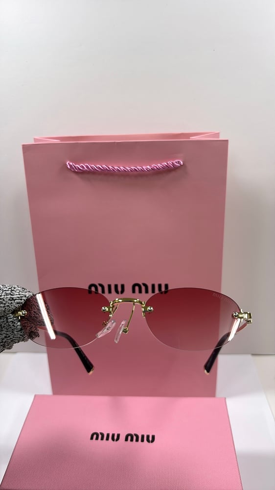 MIU MIU PINK