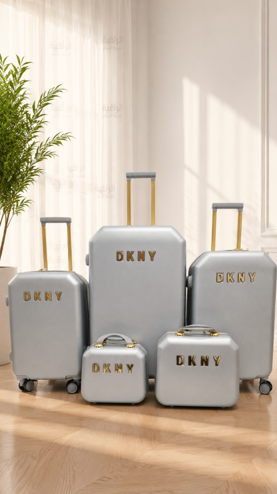 طقم DKNY مكون من 5 قطع