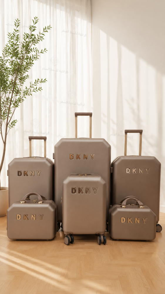طقم DKNY مكون من 6 قطع