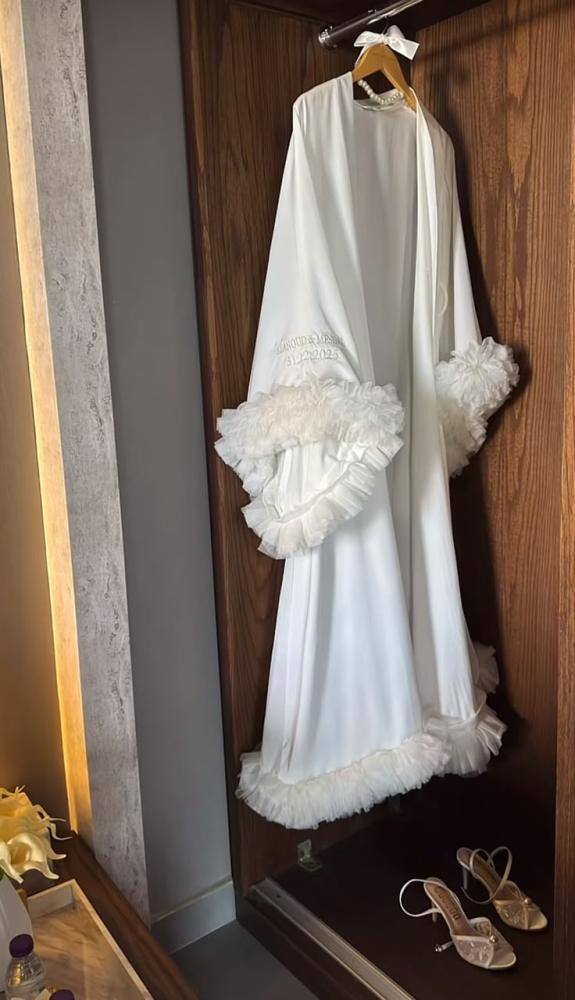 روب العروس الابيض