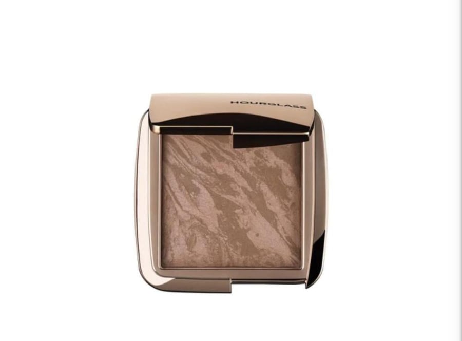 فوريHourglass AMBIENT LIGHTING BRONZER