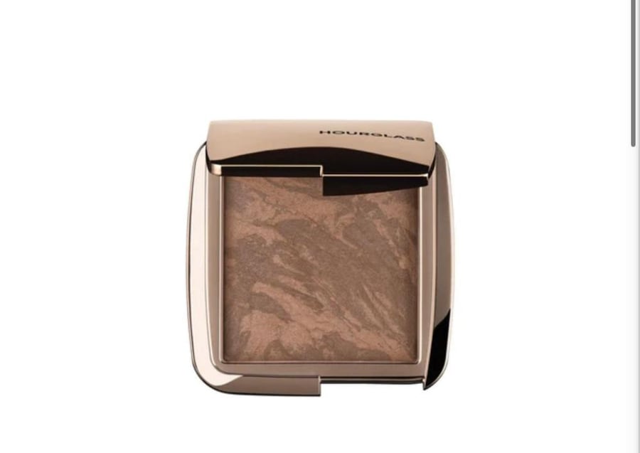 فوريHourglass AMBIENT LIGHTING BRONZER