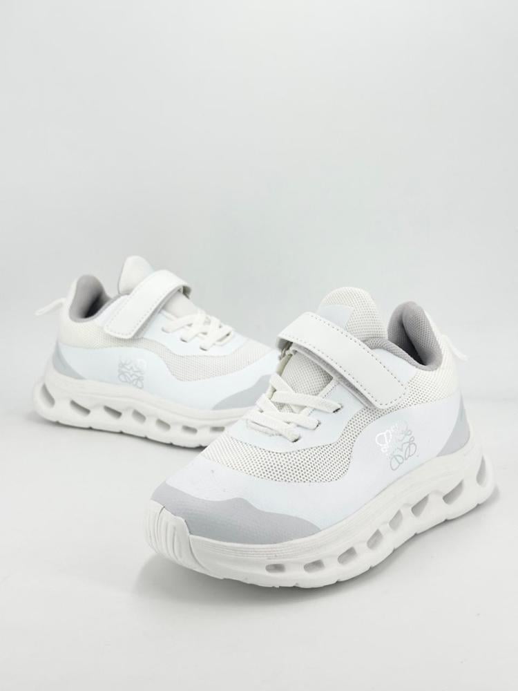 حذاء أون الرياضي للأطفال – On Running Shoes باللون الابيض
