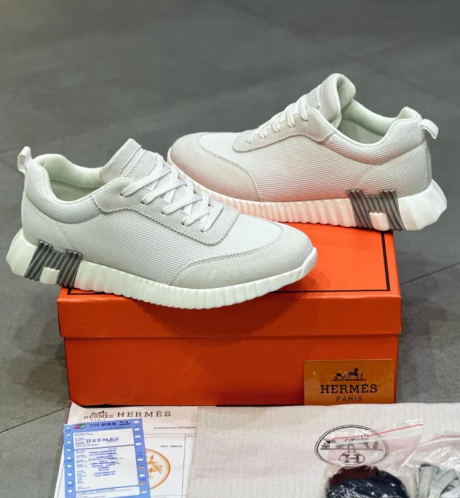 حذاء HERMES ابيض