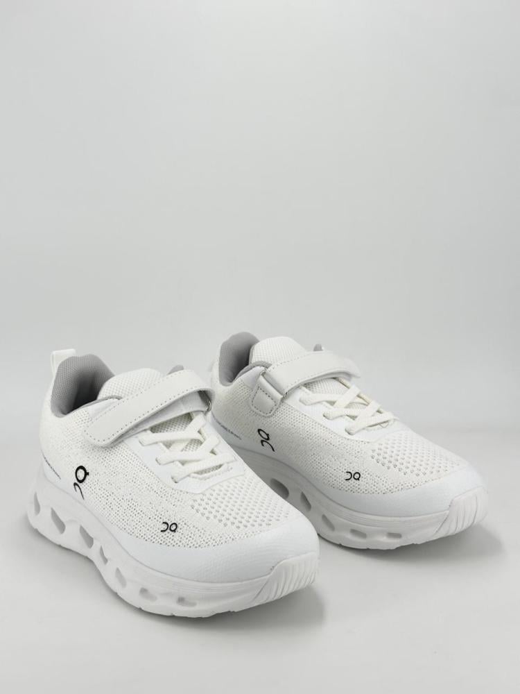 حذاء أون الرياضي للأطفال – On Running Shoes باللون الأبيض