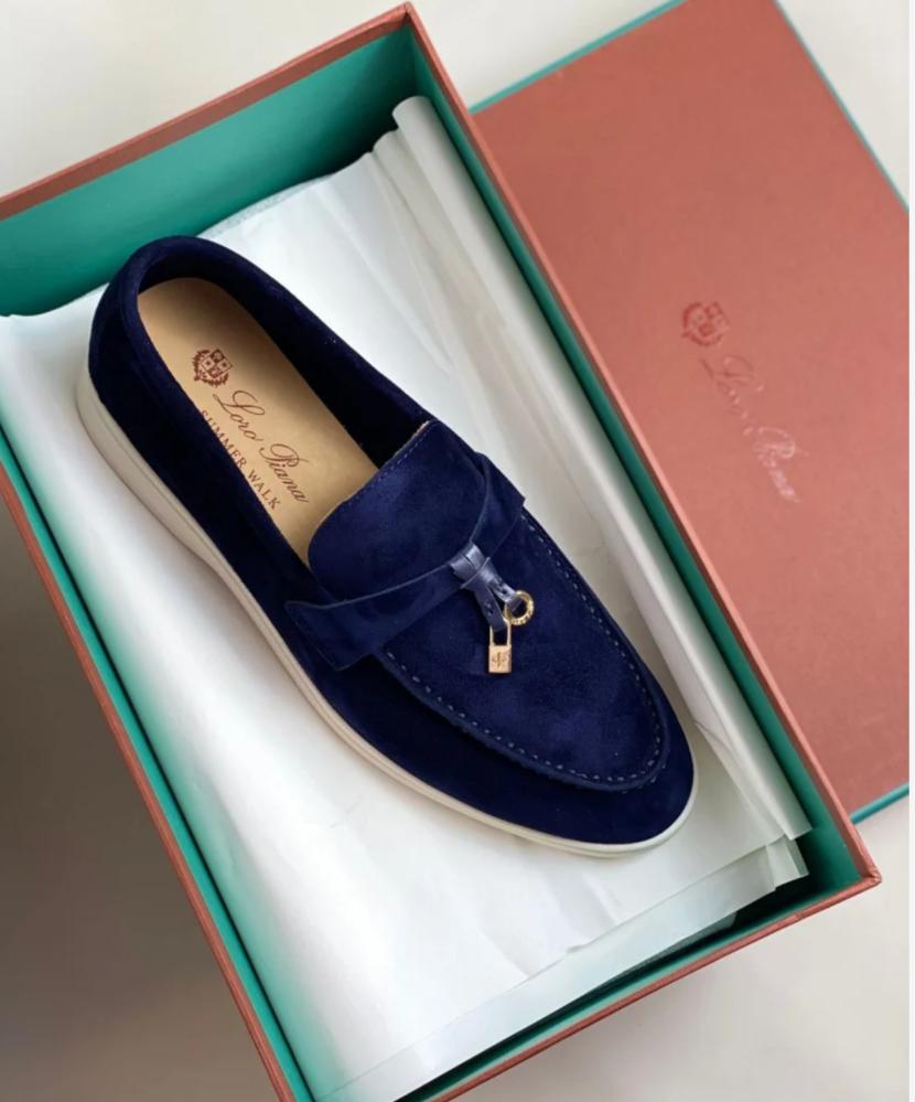 ‏Loro Piana Dark Blue