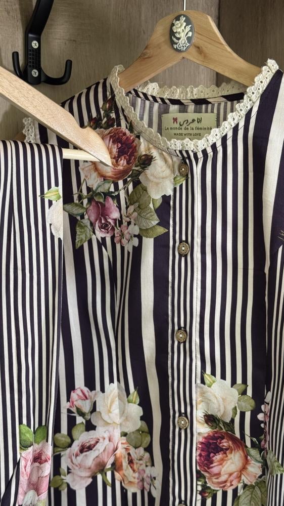 Elegant feminine French house wear